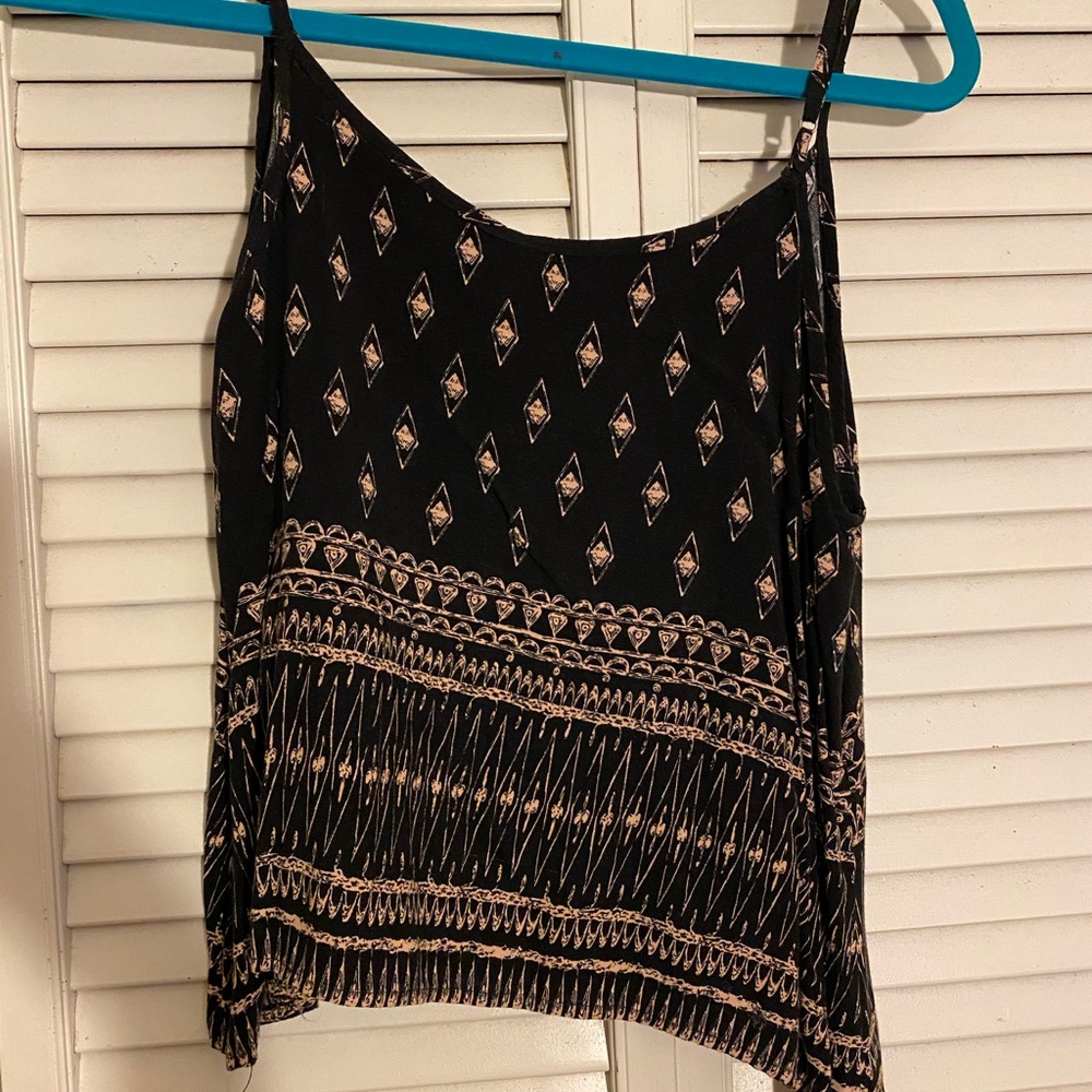 Geometric Pattern Tank - Picture 2 of 3